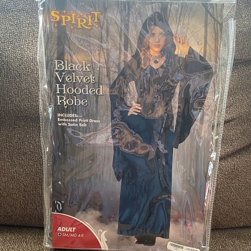 Spirit Black Velvet Hooded Costume